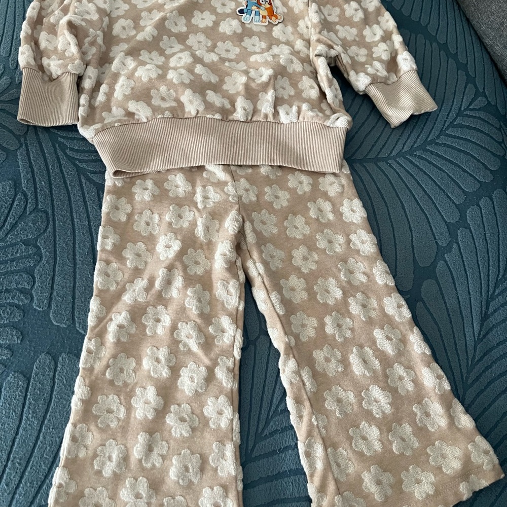 Floral Kids Pajama Set in Cream and Tan
